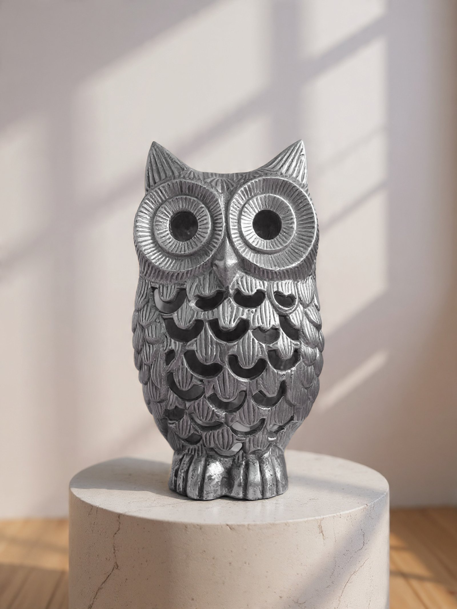 Luna Shine Owl – Decorative Silver Showpiece
